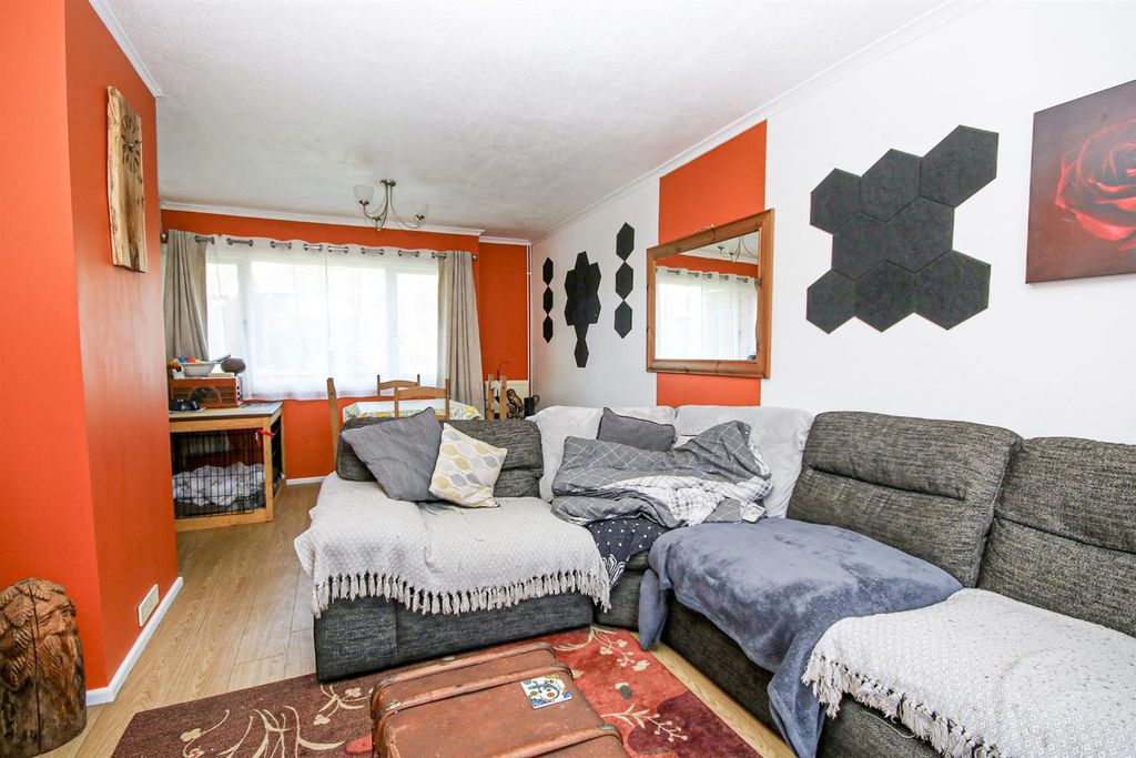 Property photo 3 of 16 6-Img_7518.Jpg