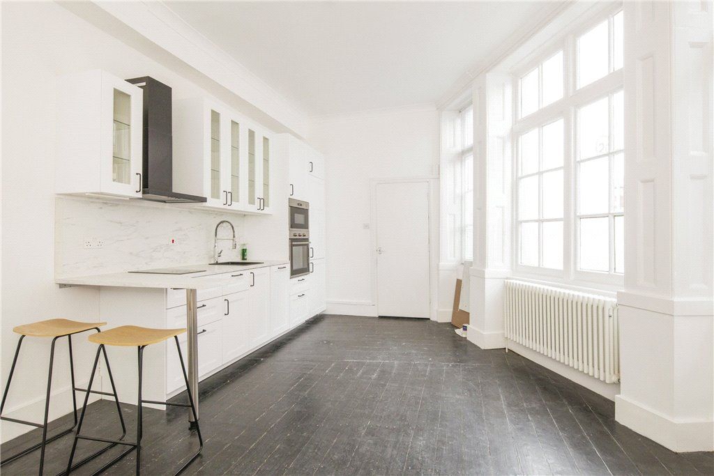 Property photo 1 of 15 Kitchen Reception