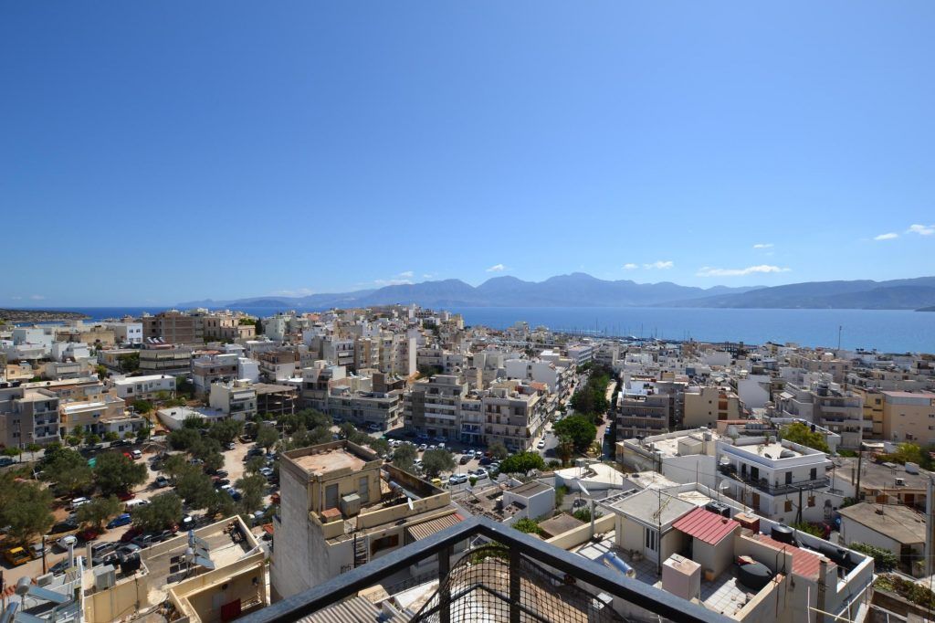 Property photo 1 of 41