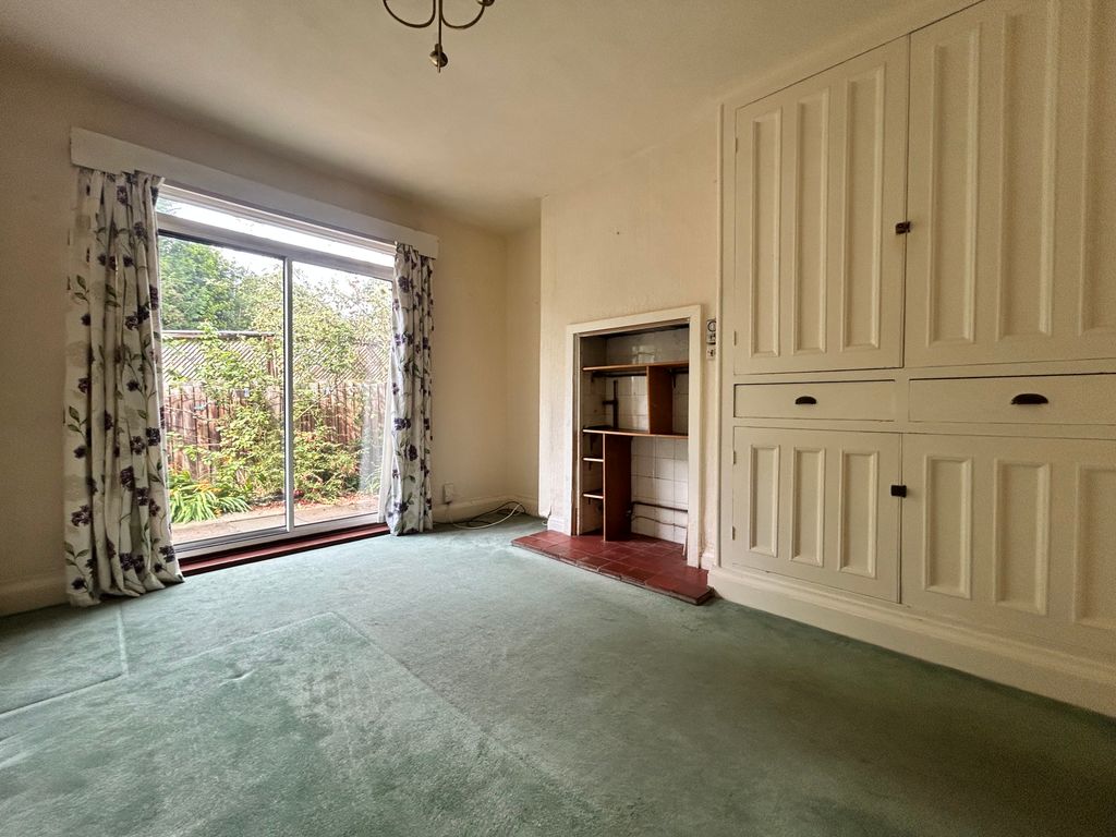 Property photo 3 of 19 Image