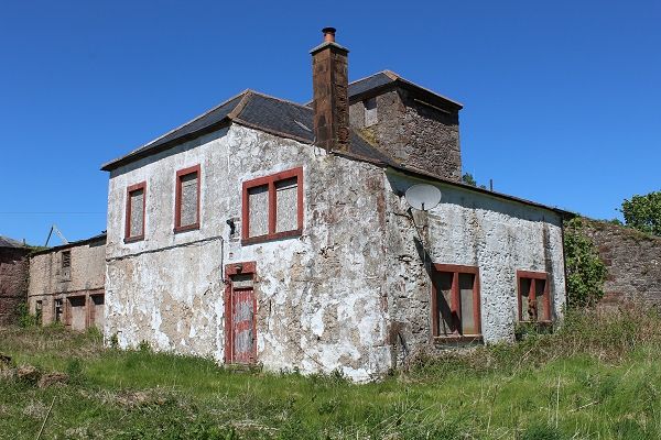 Property photo 3 of 8 Building