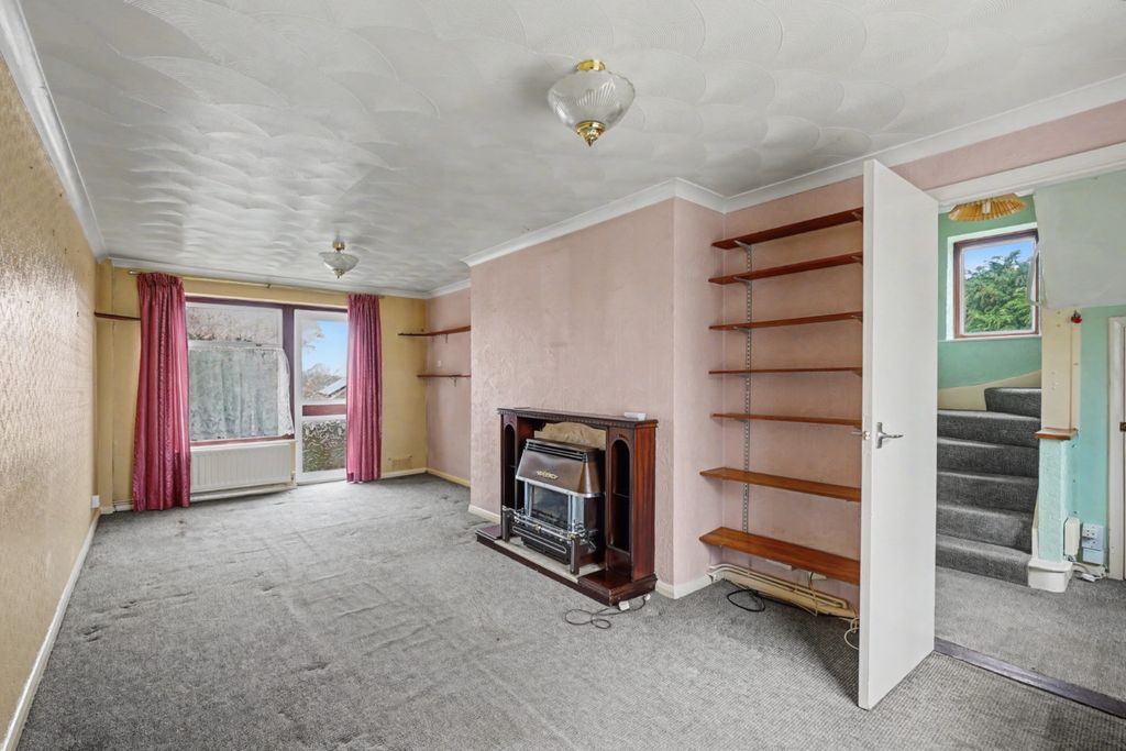Property photo 3 of 13 4761358