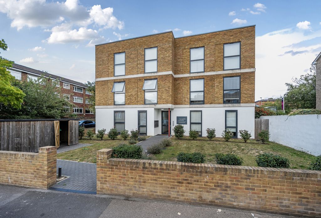 Property photo 2 of 9 1343714-6-68B1c94...