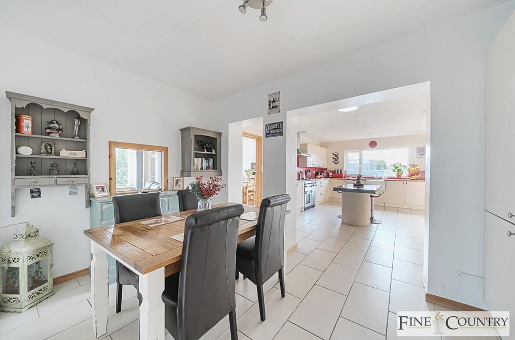 Additional image 10 of 3 bed detached bungalow for saleAvalanche Road, Portland DT5