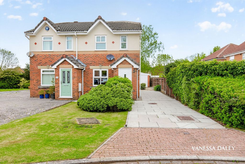 Property photo 1 of 24