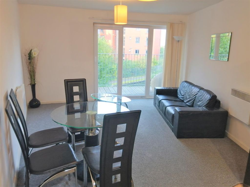 Property photo 2 of 13