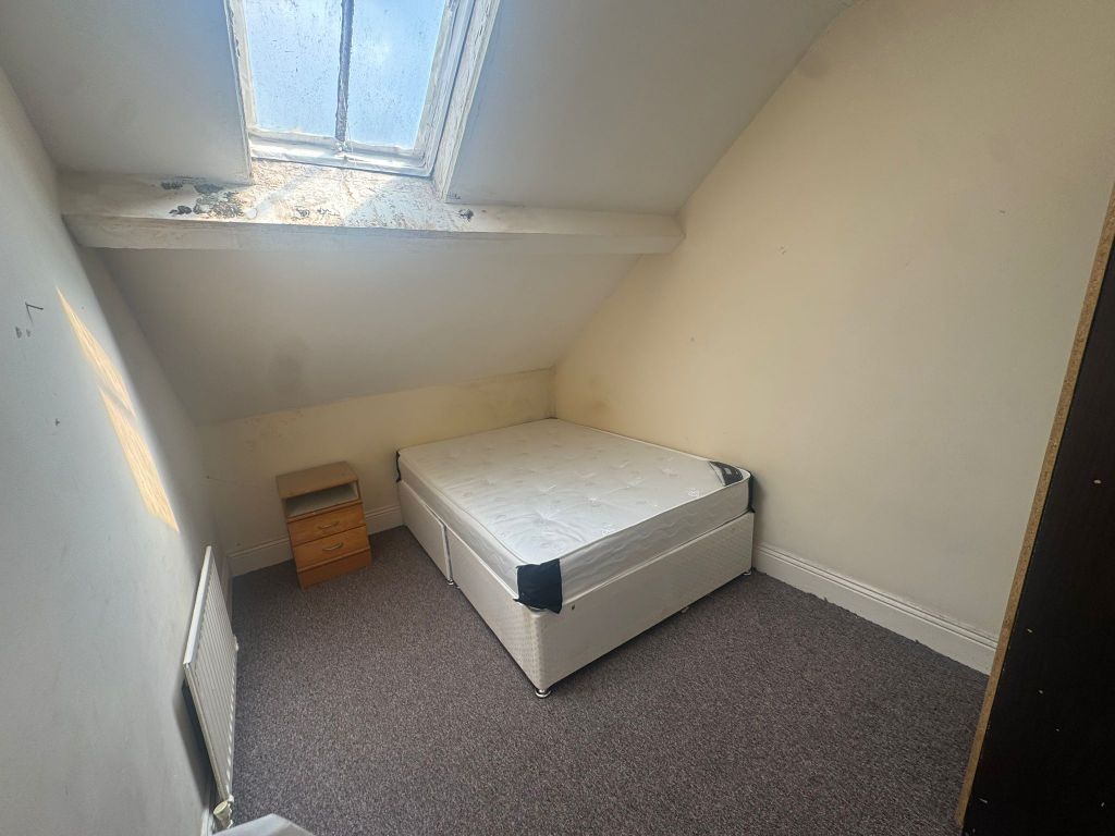 Property photo 2 of 3