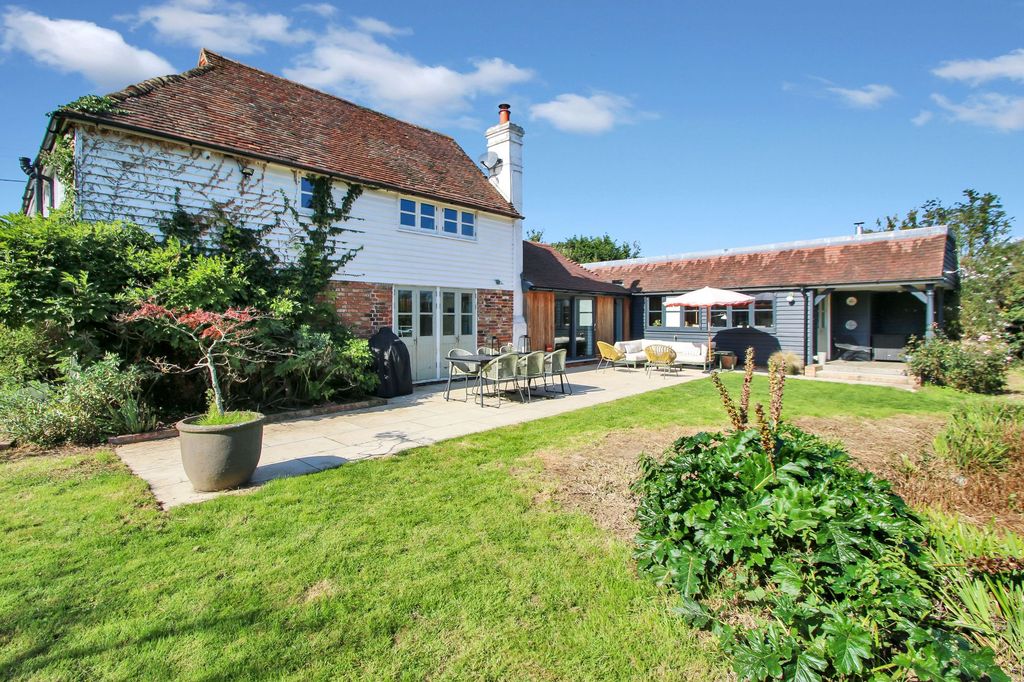 Property photo 1 of 26