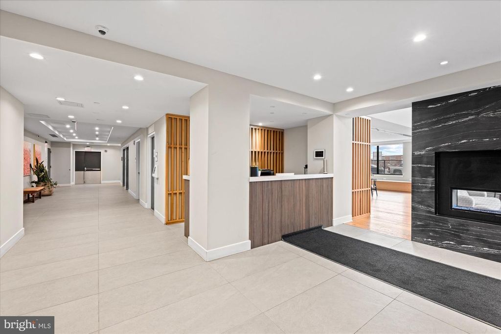 Property photo 3 of 16 <Alttext/>