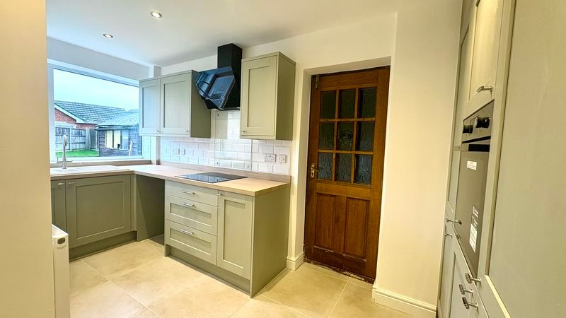 Property photo 2 of 12 Photo 4