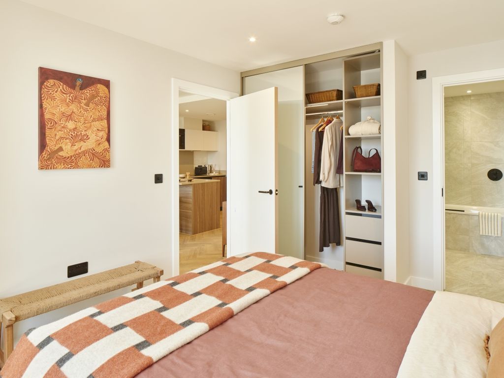 Property photo 3 of 15 Oneeastsideapts26...