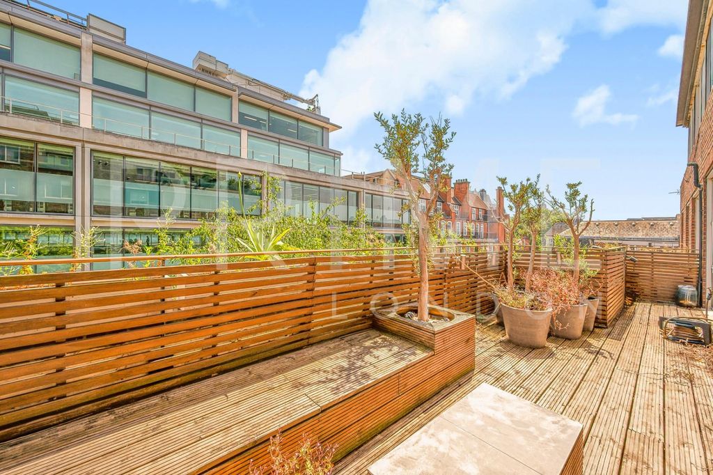 Property photo 2 of 10 Balcony1.Jpg