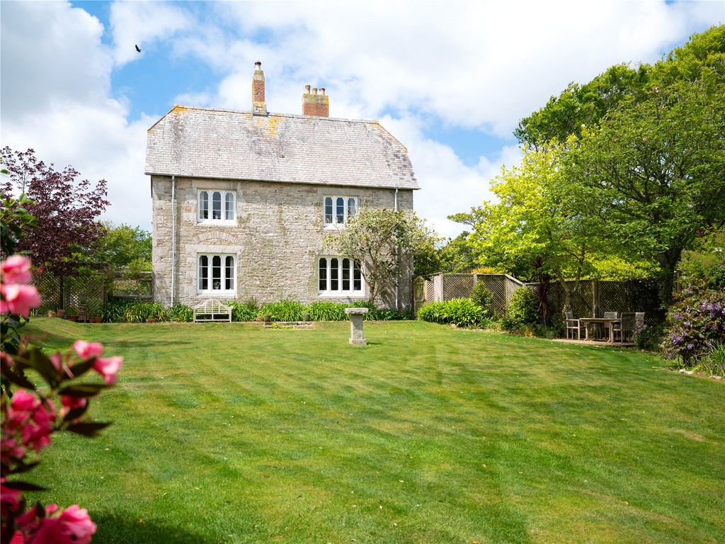 Property photo 1 of 26 House &amp; Garden