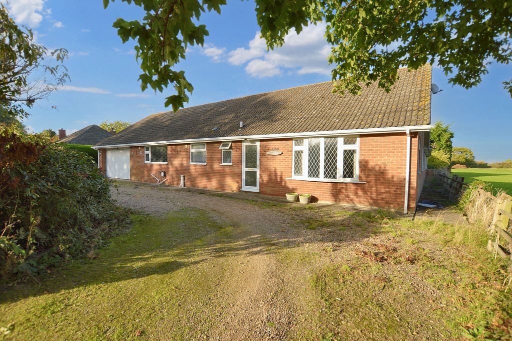 Property photo 2 of 30