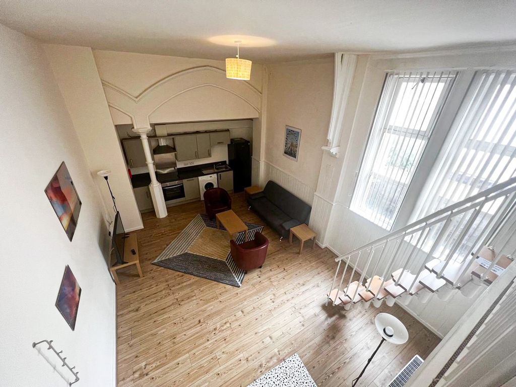 Property photo 2 of 11 Image