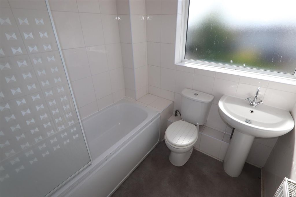 Property photo 3 of 8 Img_1665.Jpg