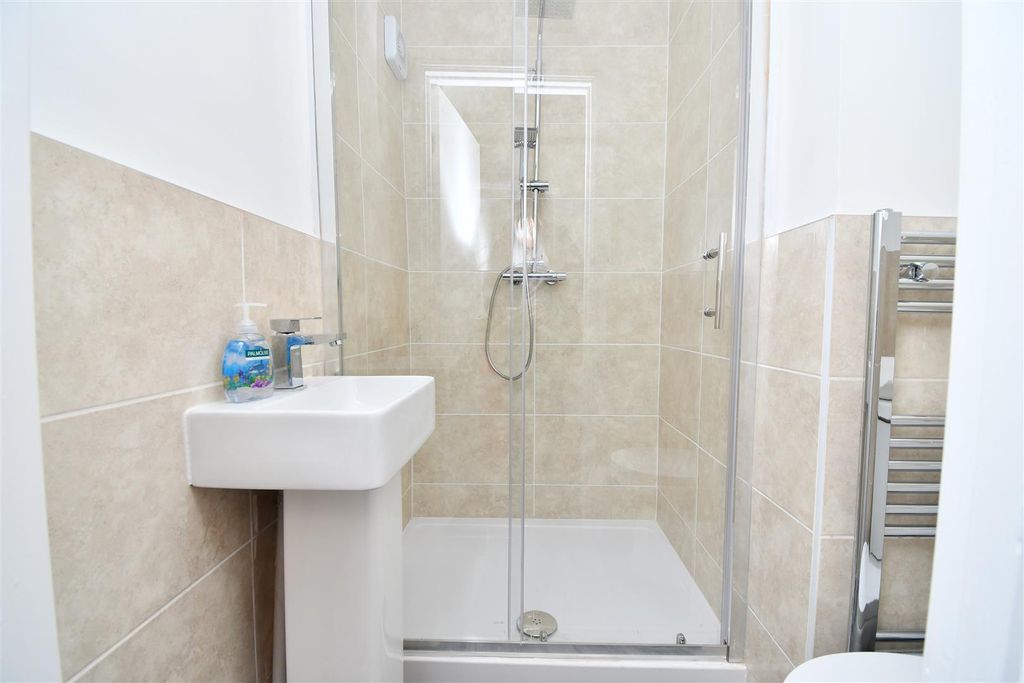 Property photo 3 of 14 10 (4) (1).Jpg