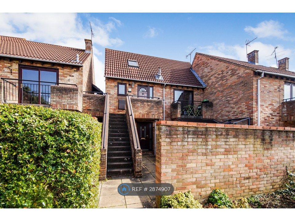 Property photo 1 of 8 Ground Floor Property