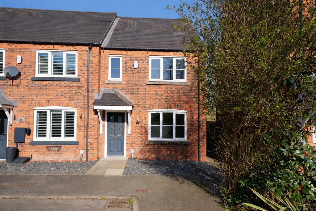 Property photo 1 of 17 Front