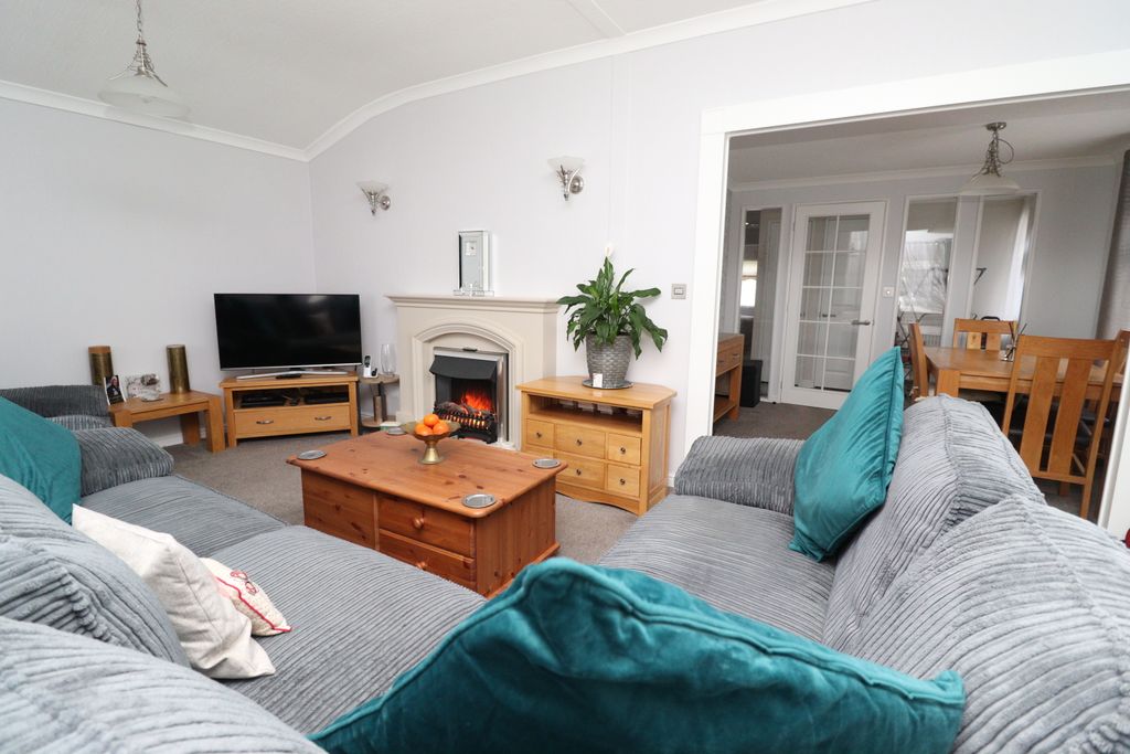 Property photo 3 of 14 Img_6151