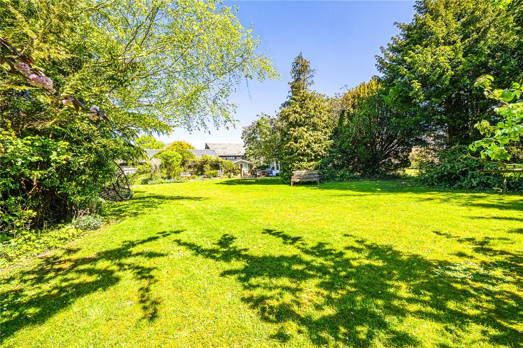 Property photo 3 of 35 Picture No. 16
