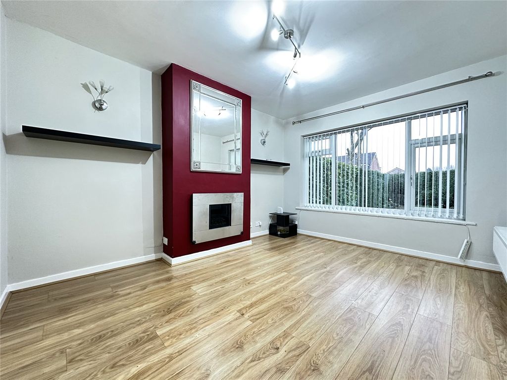 Property photo 2 of 12 Picture No. 10