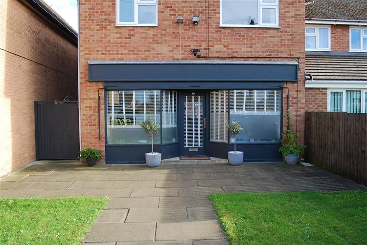 Property photo 1 of 4