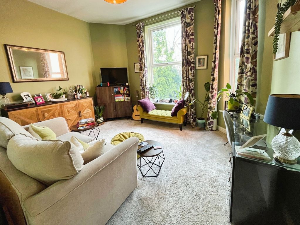 Property photo 2 of 12 Picture 2