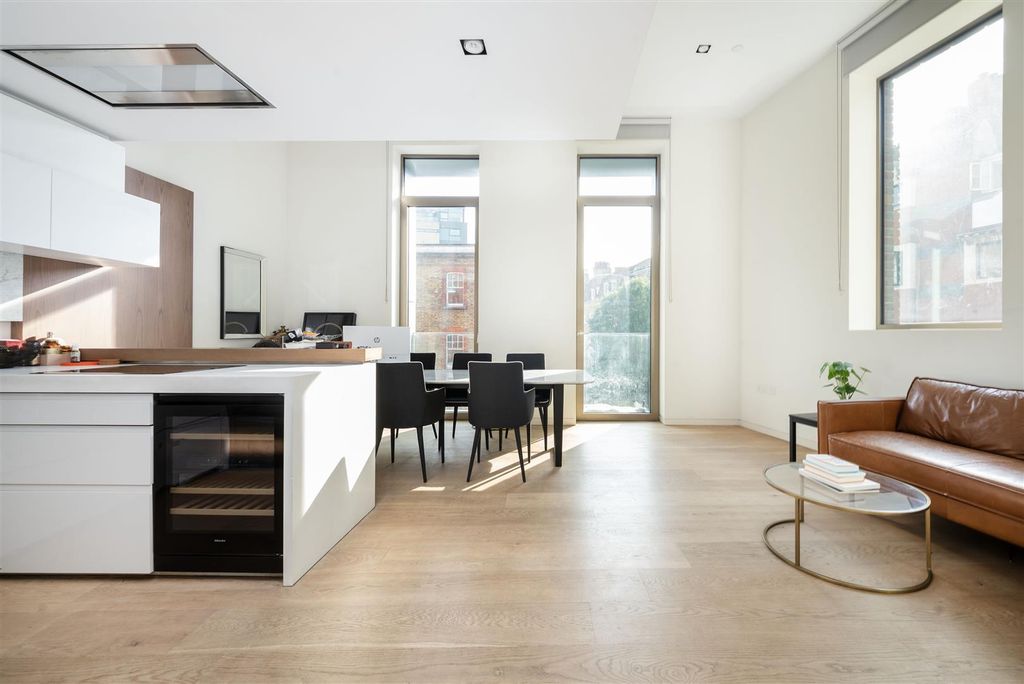 Property photo 3 of 10 P02 (4).Jpg