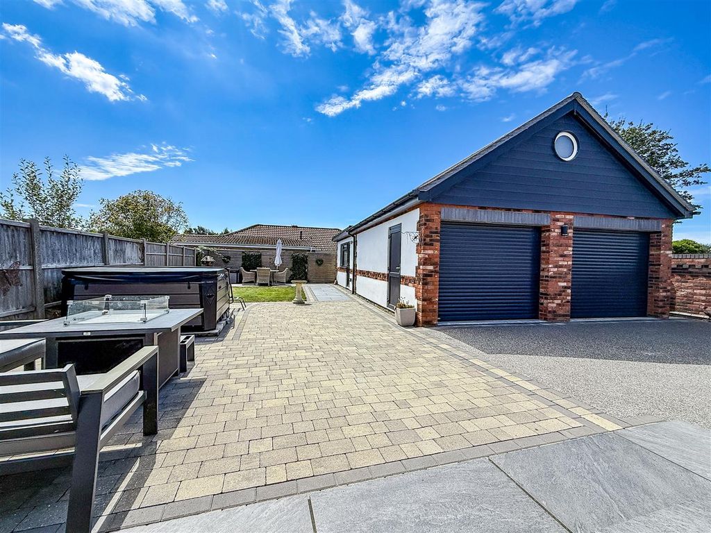 Property photo 2 of 32 Img_5252.Jpg