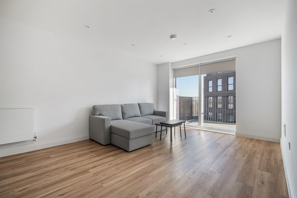 Property photo 3 of 9 Living Room