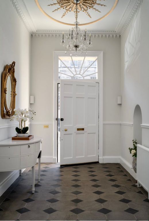 Property photo 3 of 45 Main Door Access