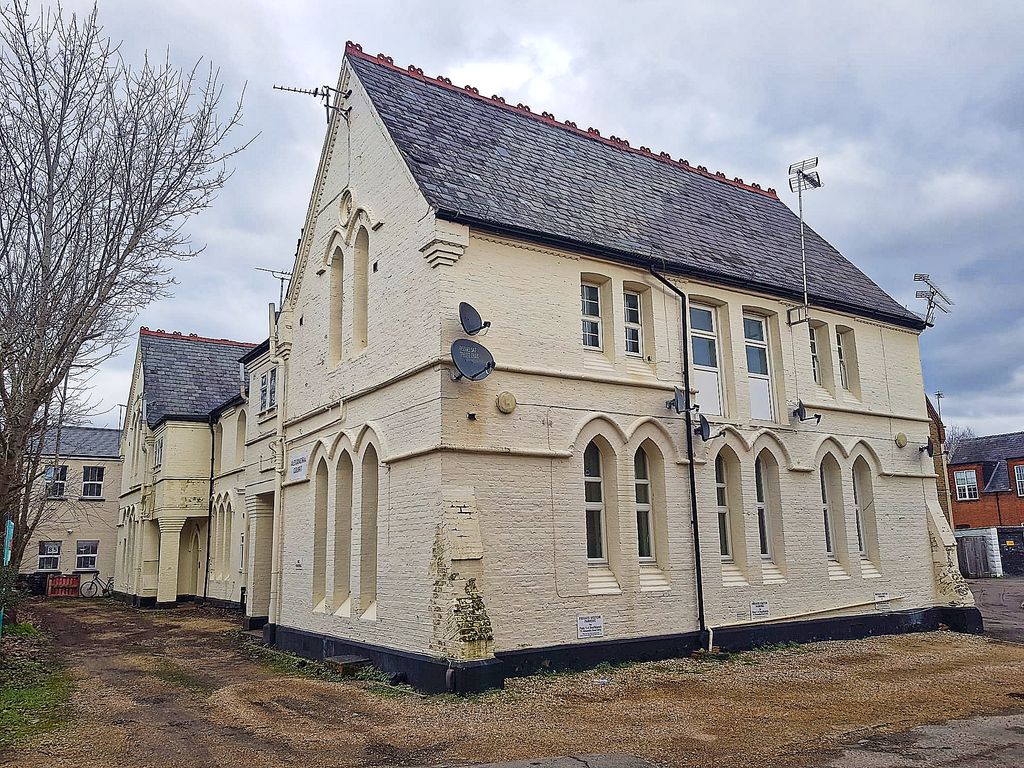 Property photo 1 of 7 1