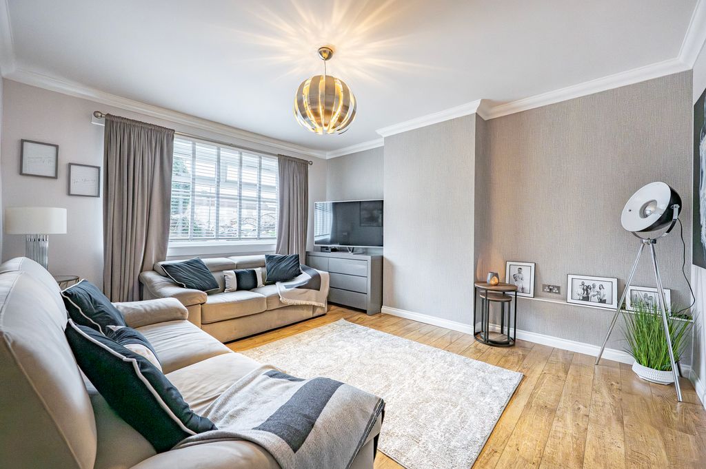 Property photo 3 of 30