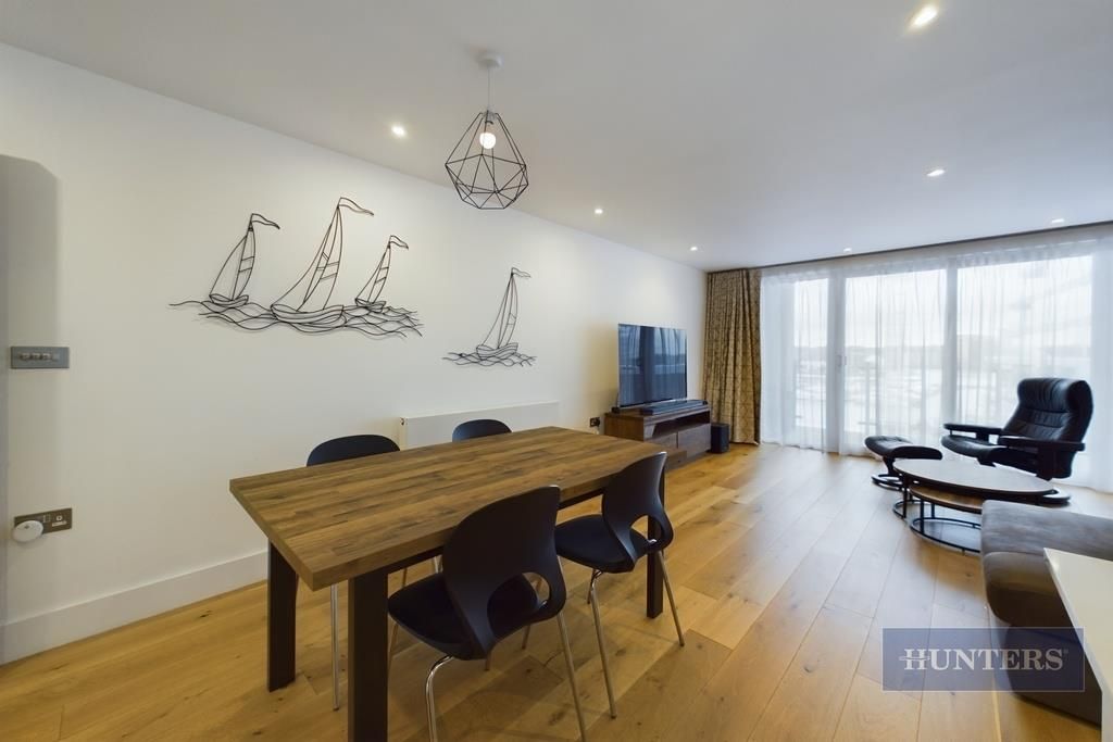Additional image 6 of 3 bed flat for saleMaritime Walk, Ocean Village, Southampton SO14