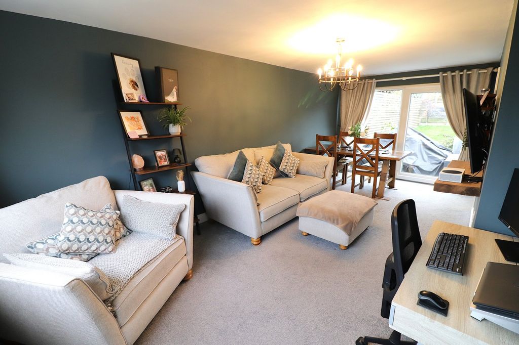 Property photo 3 of 20 Picture No. 16