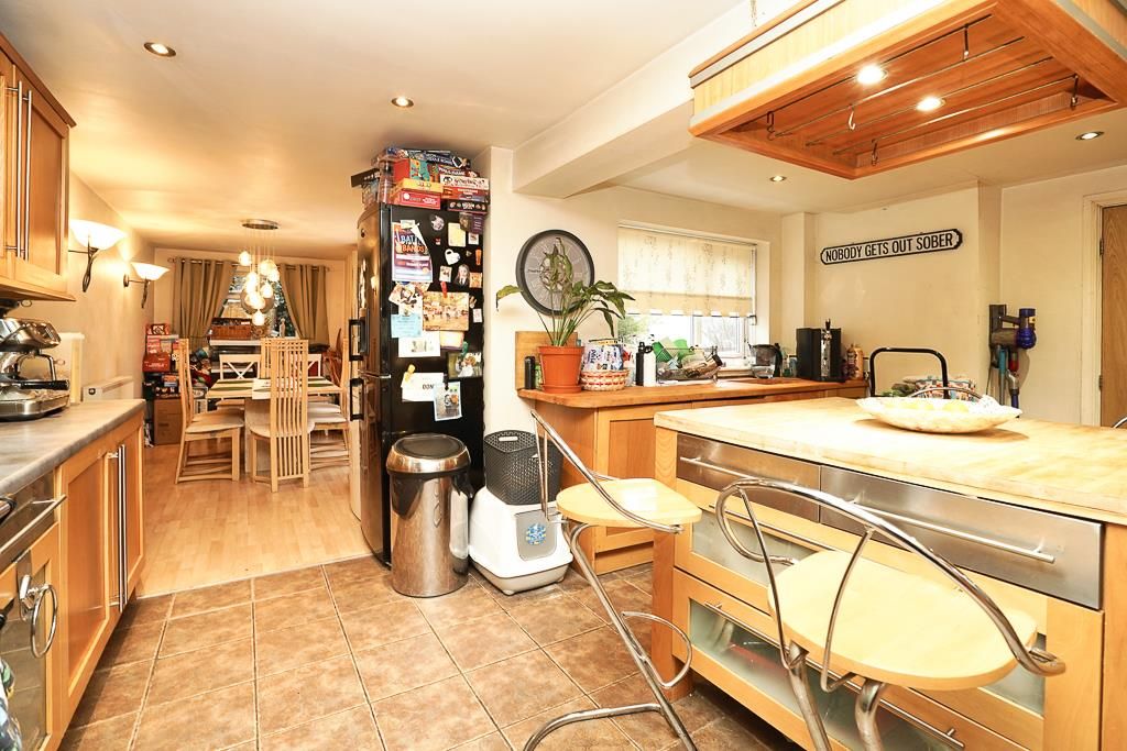 Property photo 3 of 16 Dsc00244.Jpg