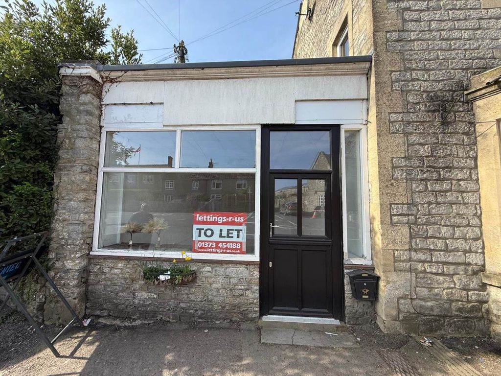 Property photo 1 of 12 Shop Front