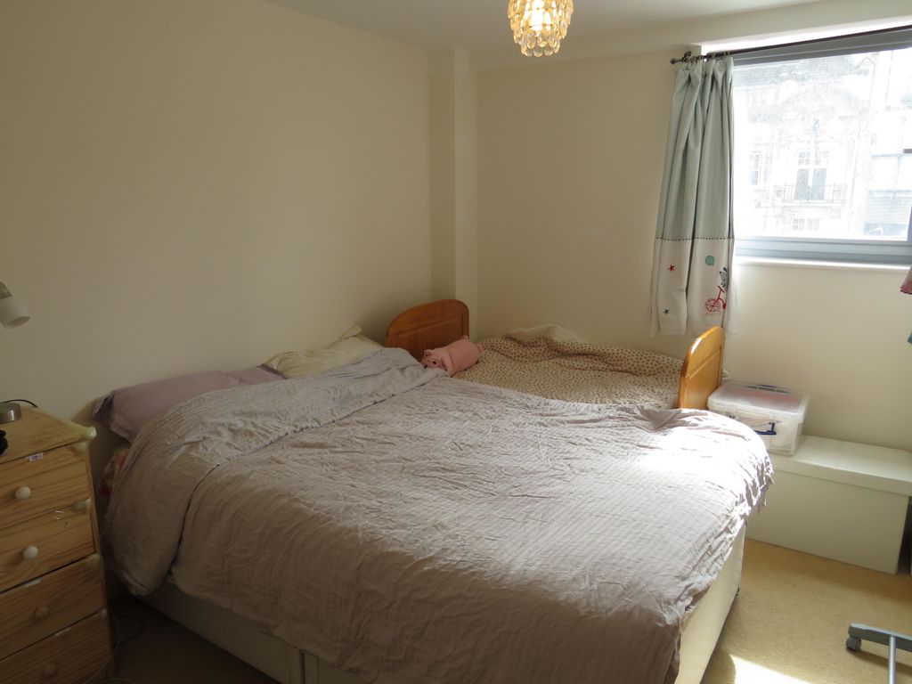 Property photo 3 of 6 Bedroom