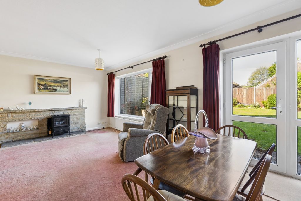 Property photo 3 of 8