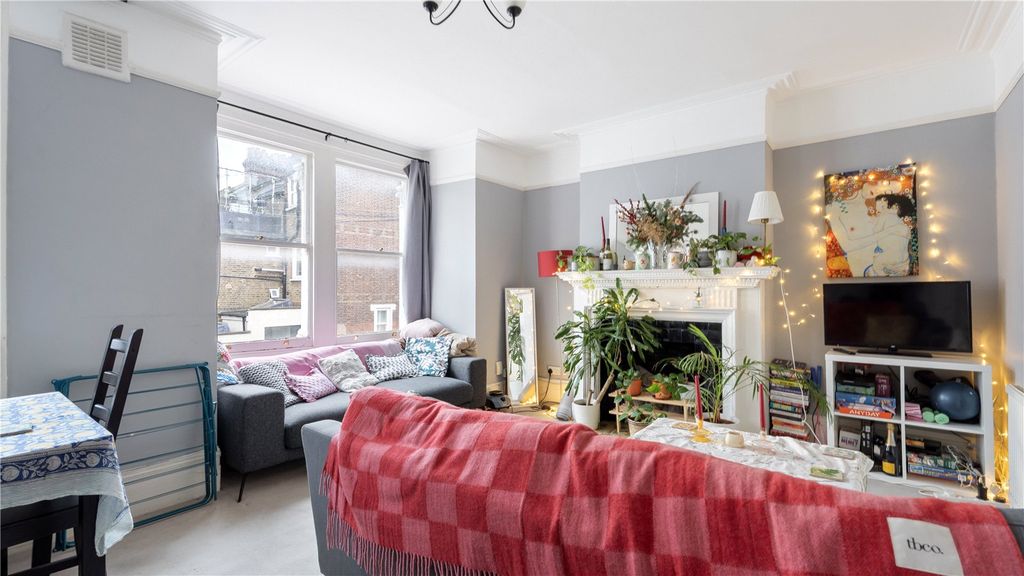 Property photo 3 of 11 Picture No. 06