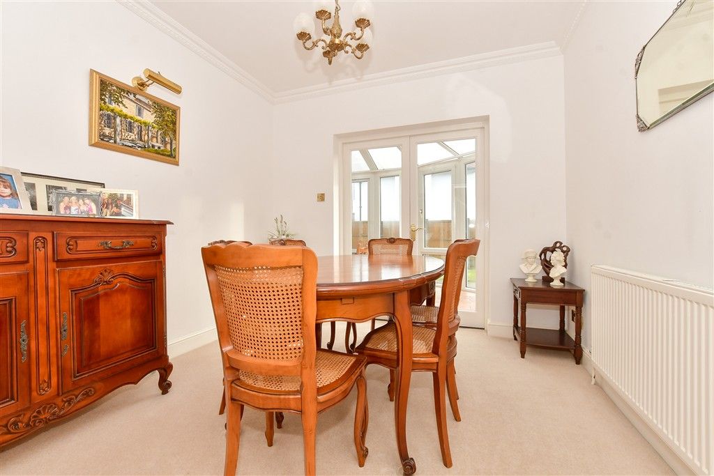 Property photo 3 of 14 Dining Room