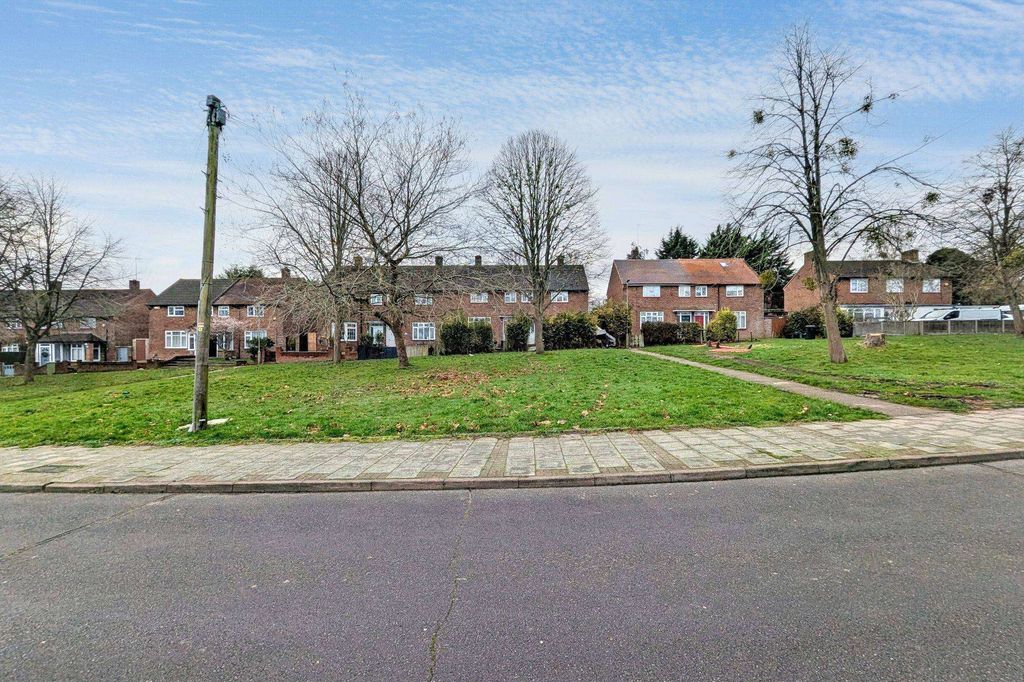 Property photo 2 of 14 59 Leesons Way, Orpington, Bromley Br5 2Qb