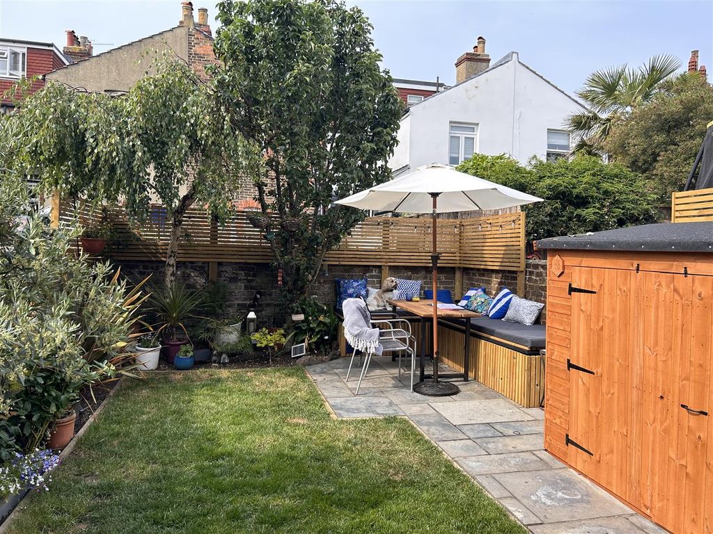 Property photo 2 of 24 Img_5656.Jpg