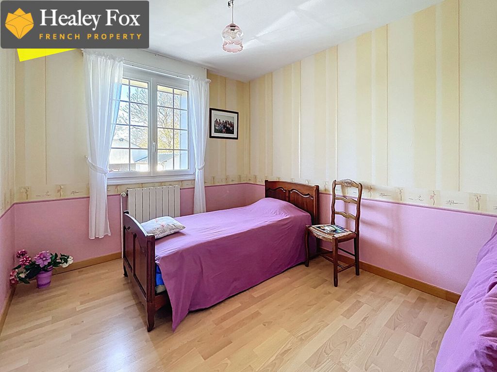 Property photo 3 of 18