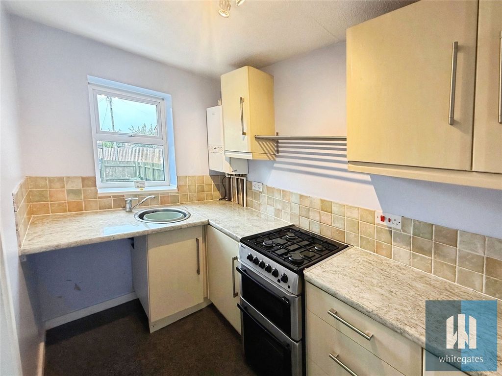 Property photo 2 of 11 Picture No. 13