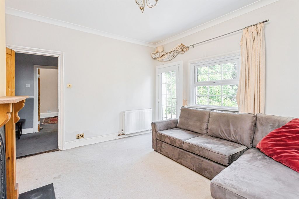 Property photo 3 of 17