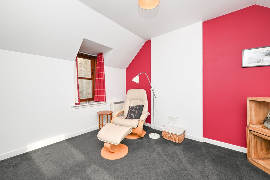 Property photo 3 of 29