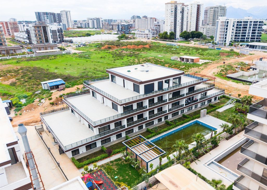Property photo 1 of 18 Modern Antalya Apartments For Sale - Stylish One-Bedroom Properties