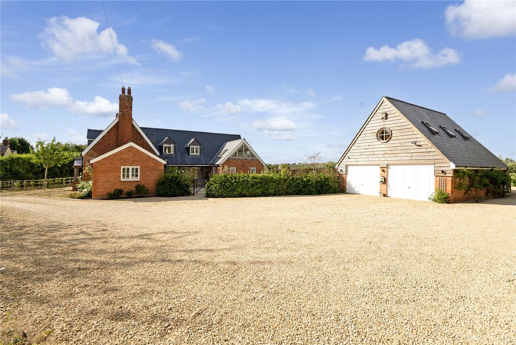 Property photo 2 of 42 Picture No. 03